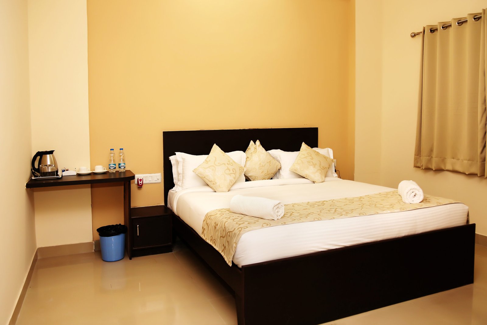 Hotel Near Bus Station udaipur | 3* Hotel in Udaipur | Hotel to stay in Udaipur